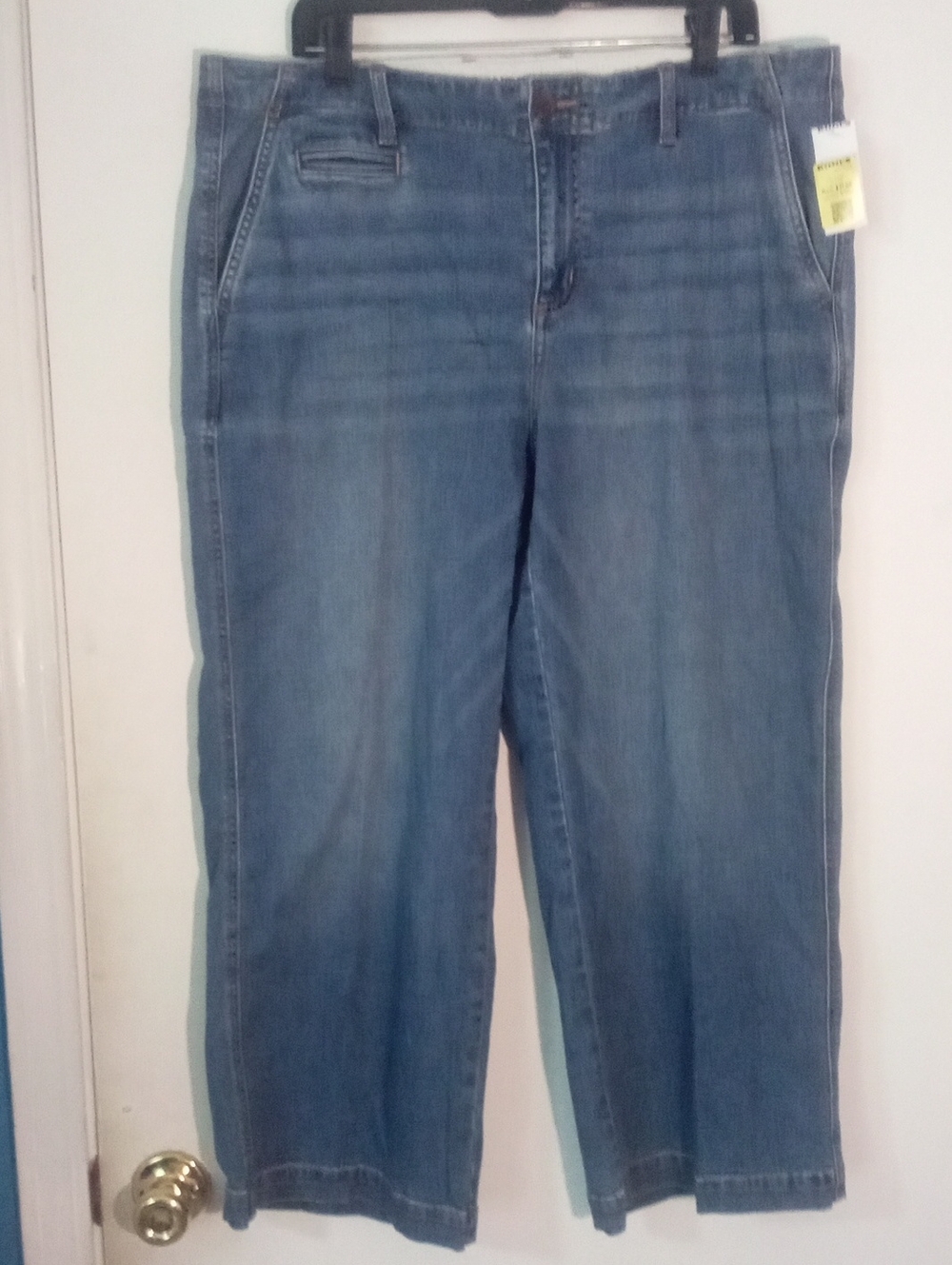 * Lands End Light Blue Denim Jeans 16P 16 Petite NWT $79.95 Wide Leg